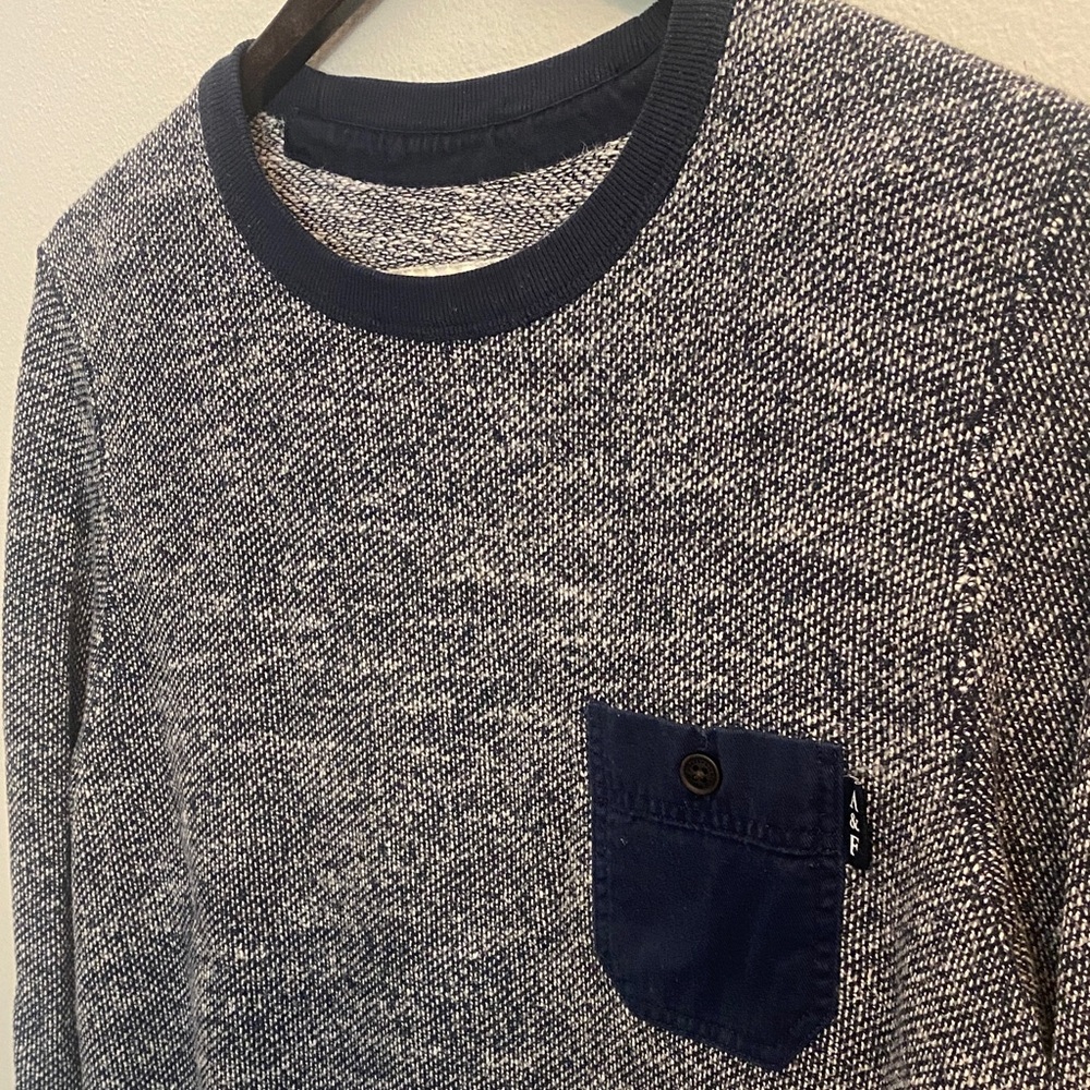 Abercrombie & Fitch Men’s Navy/White Crewneck Sweater Button Chest Pocket. Large